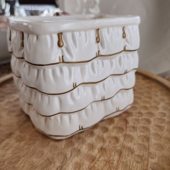 Vintage Baby Planter - Picture 12 of 13